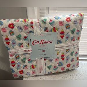 Cath Kidston London Christmas Baubles Queen Quilt